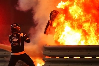 Live Driver Reactions To Romain Grosjean's F1 Crash In Bahrain