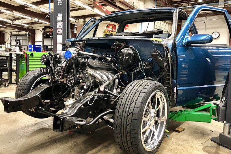 Gas Monkey Garage Can Five Guys Rebuild This Obs In Five Days